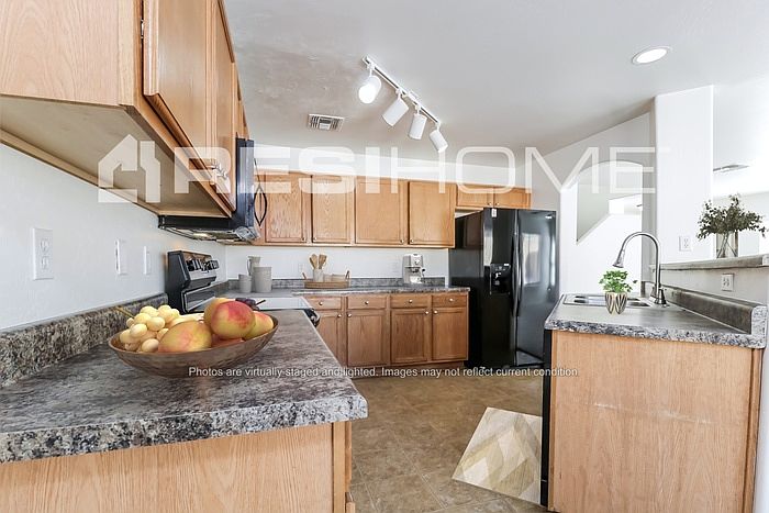 22342 W Shadow Dr Buckeye, AZ 85326 photo 3