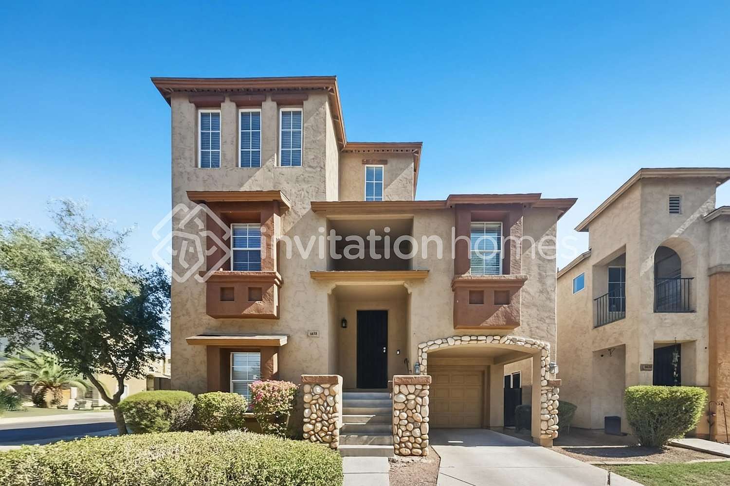 6638 W Taylor St Phoenix, AZ 85043 photo 2