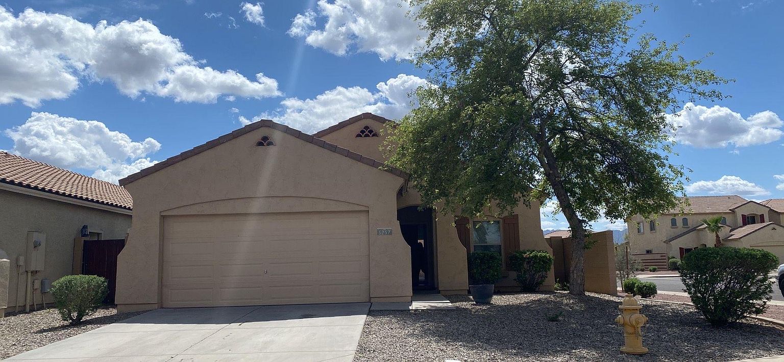 5257 W Shumway Farm Rd Phoenix, AZ 85339 photo 2