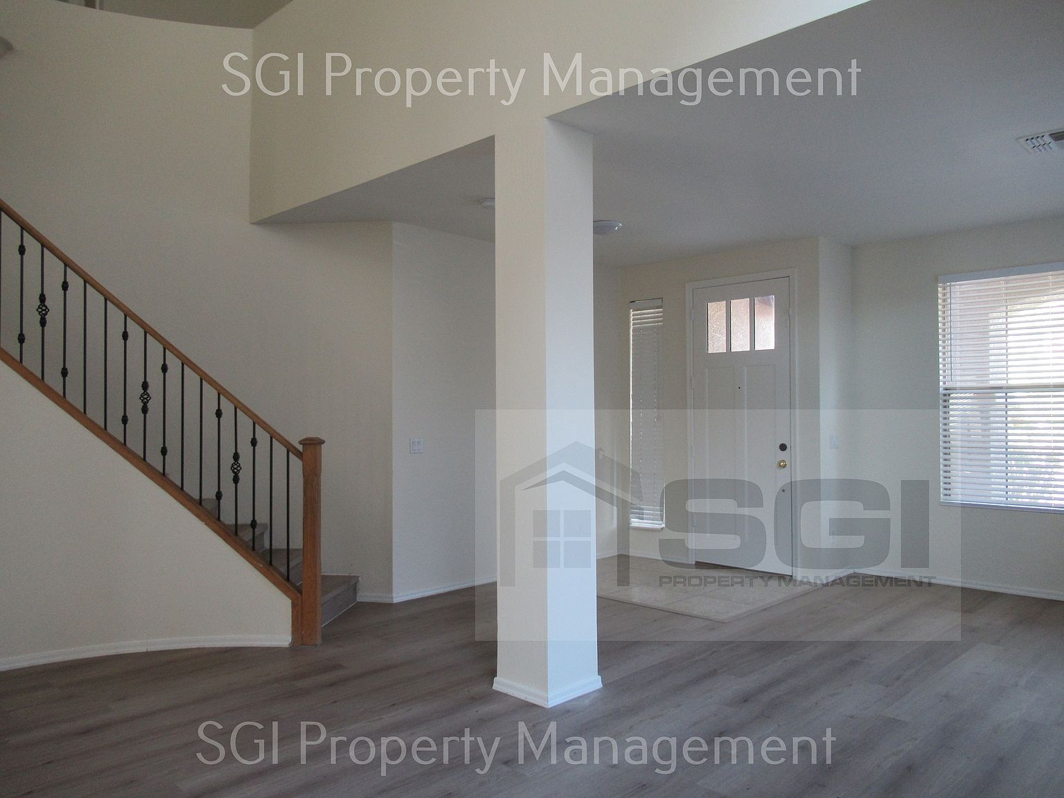 3123 W Pleasant Ln Phoenix, AZ 85041 photo 3