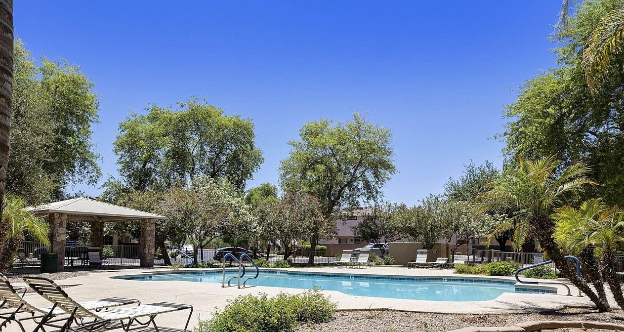 10052 E Isleta Ave photo 4