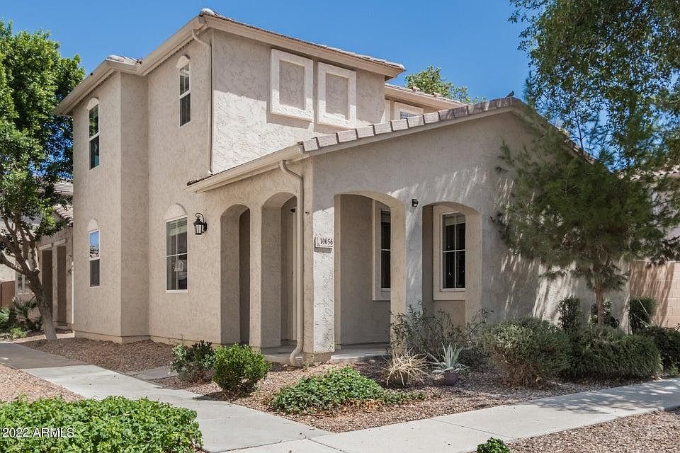 10056 E Isleta Ave photo 2