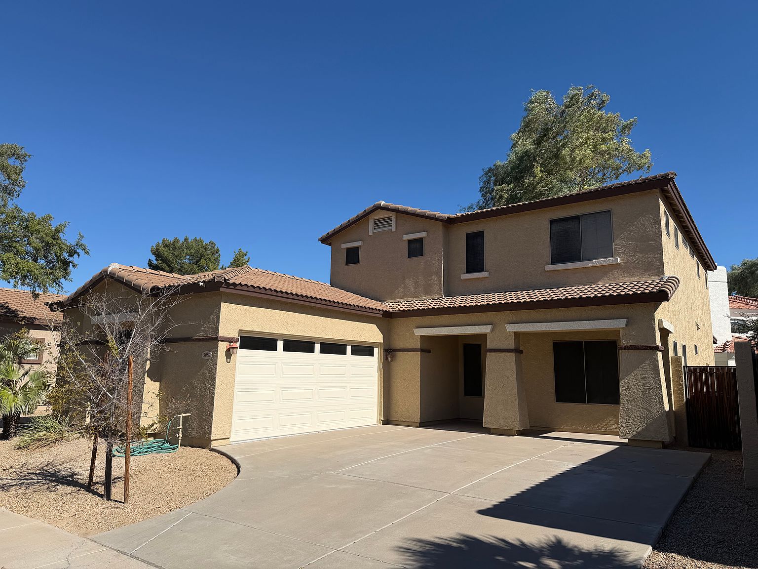 3950 W Roundabout Cir