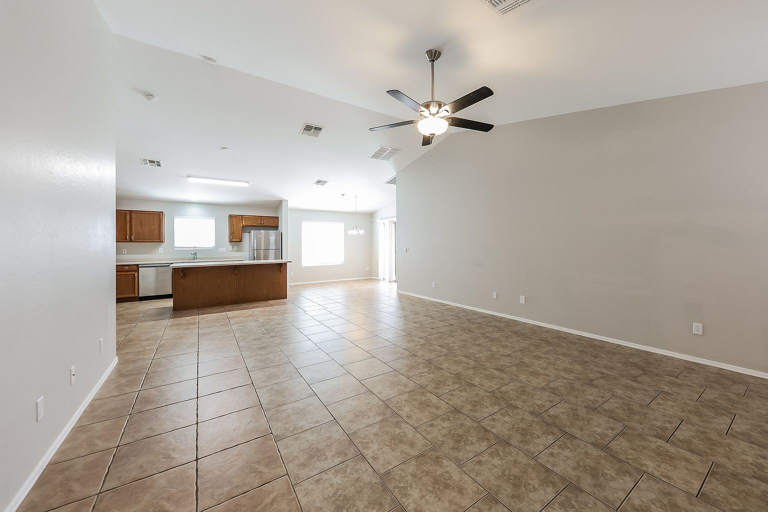 11805 W Maui Ln photo 5