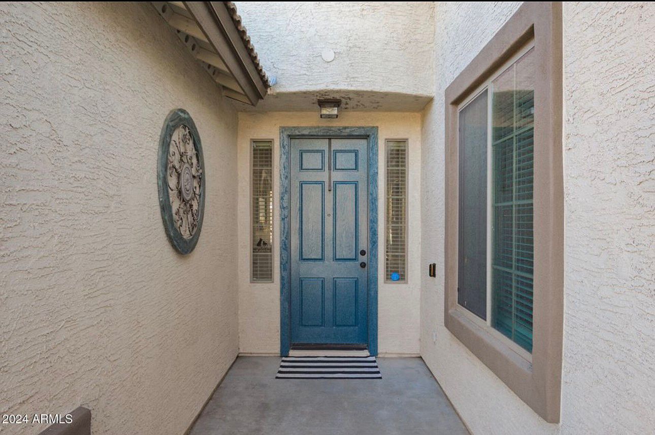 25719 W Victory St photo 2