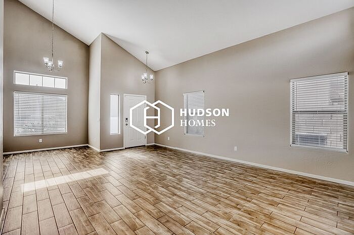 25592 W Crown King Rd photo 5