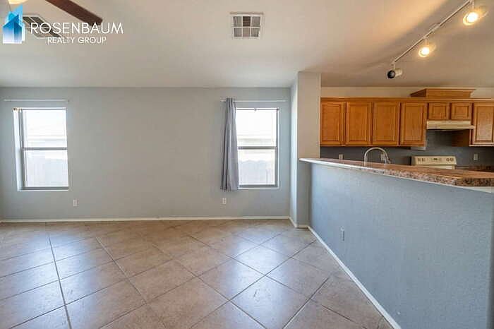 25873 W Miami St Buckeye, AZ 85326 photo 4