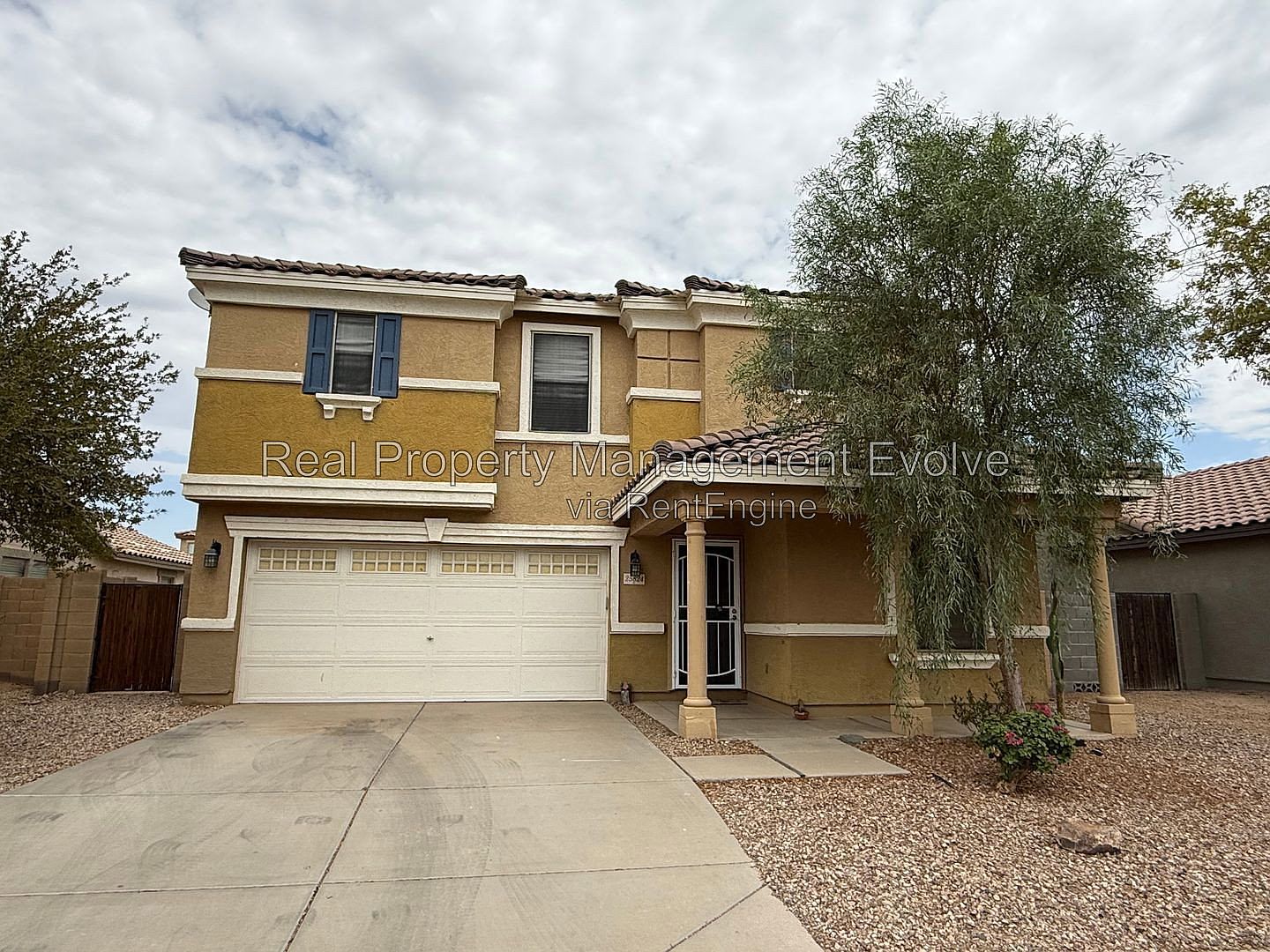 25824 W Burgess Ln photo 4