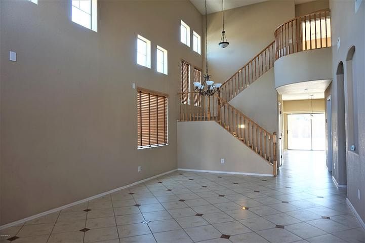 13607 W Catalina Dr photo 2