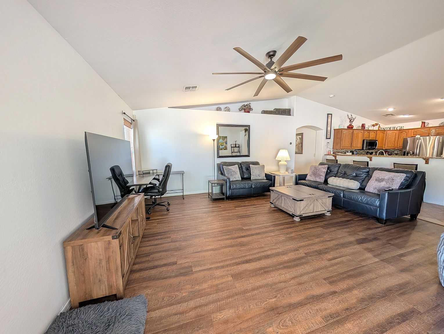 14216 W Larkspur Dr photo 3