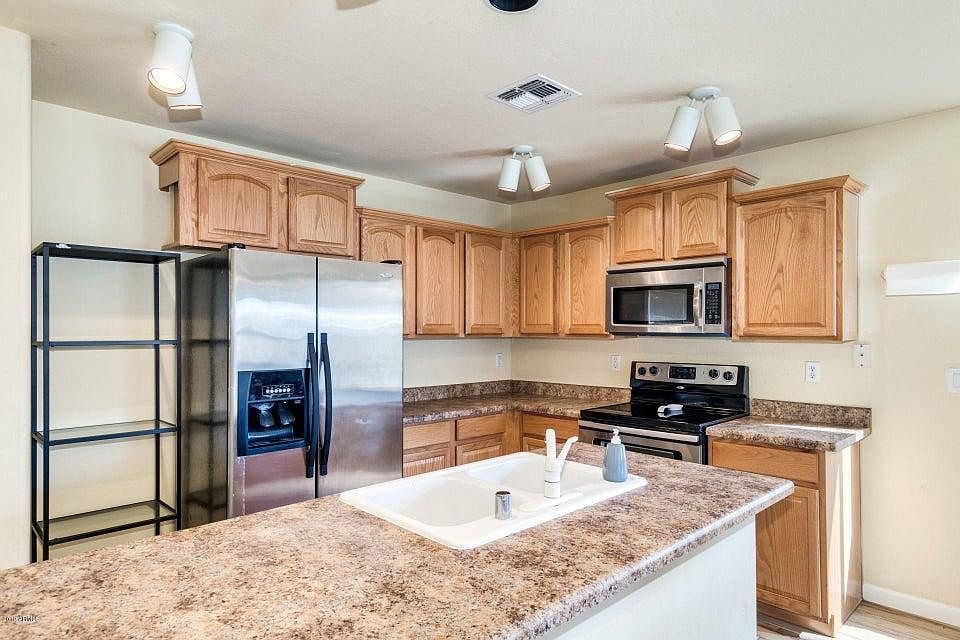 11591 W Cheryl Dr Youngtown, AZ 85363 photo 5