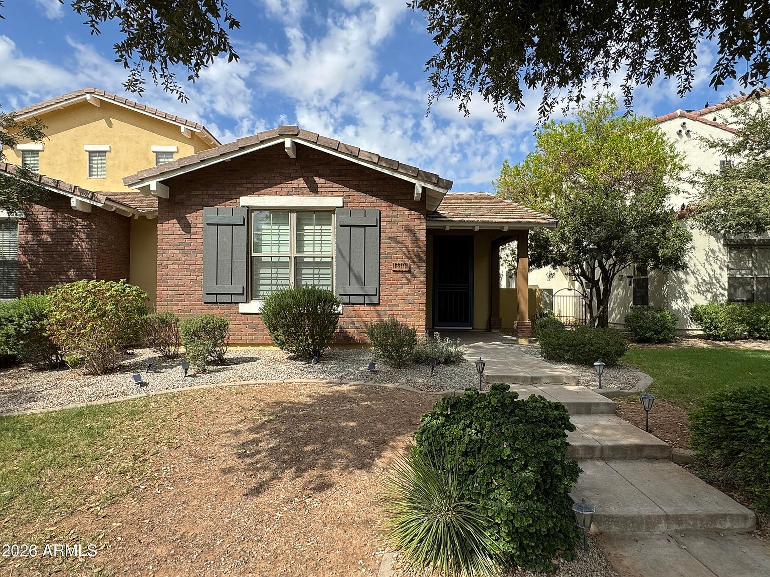 13394 N 151st Dr photo 3