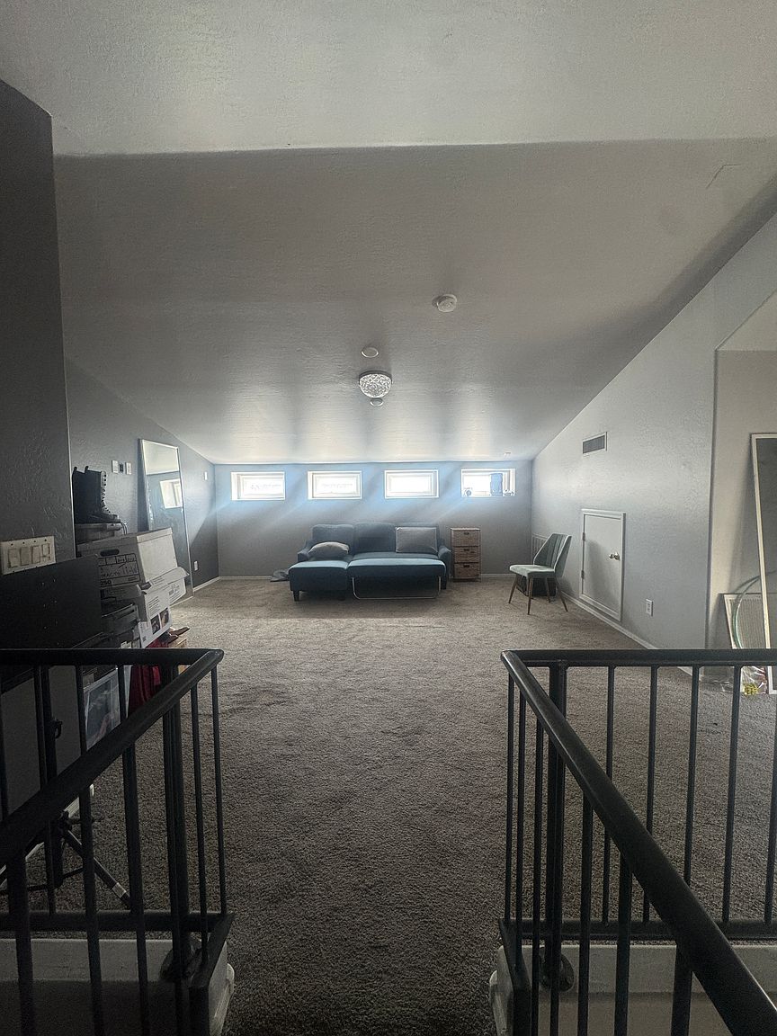 5643 S 21st Pl photo 3