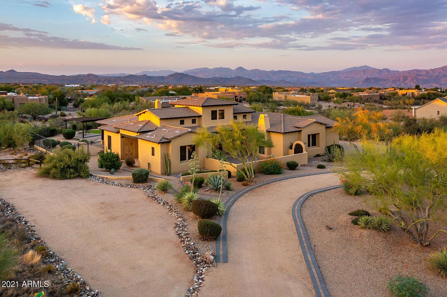 14010 E Desert Vista Trail Scottsdale, AZ 85262 photo 2