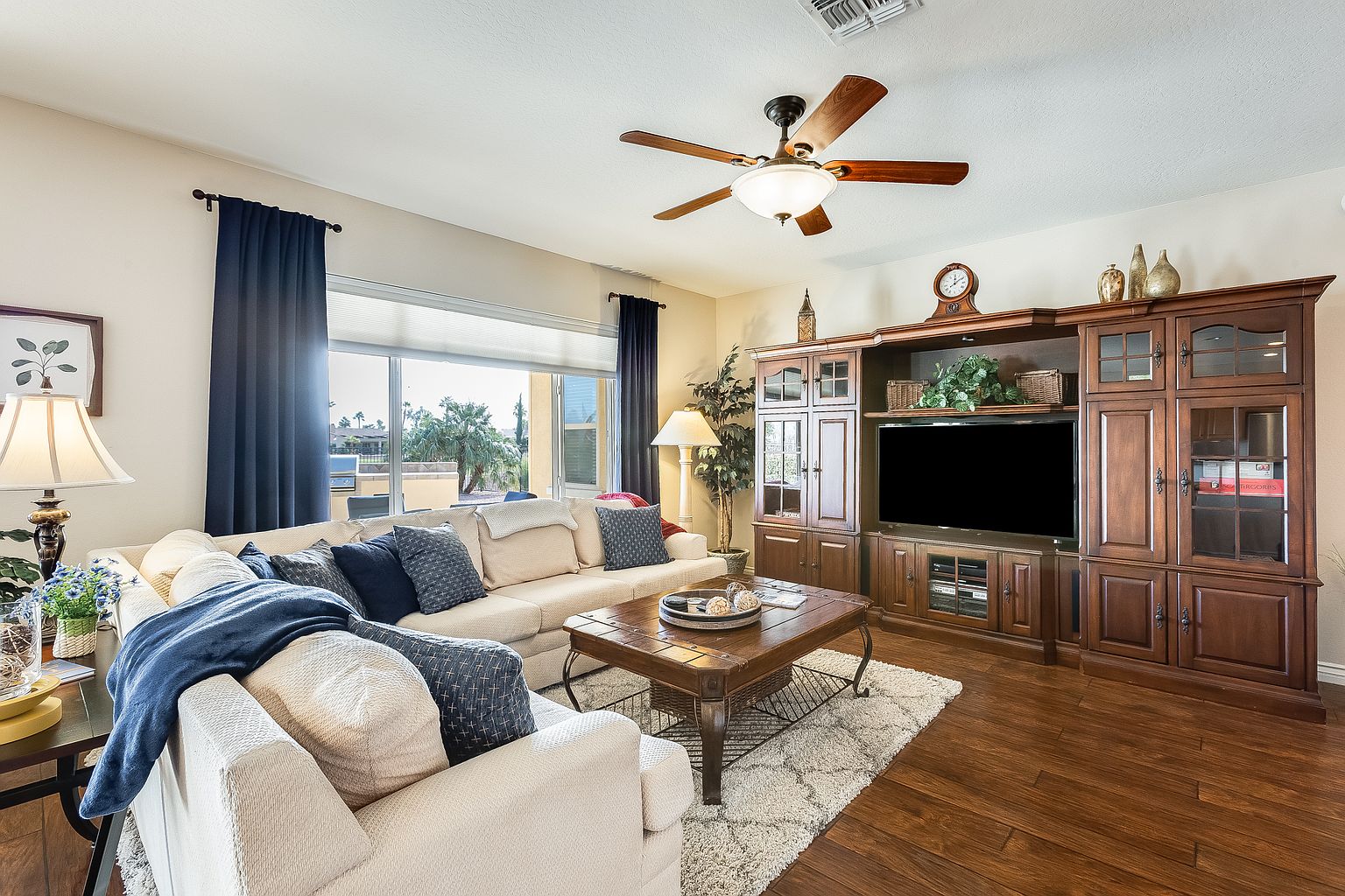23207 N Hank Raymond Dr photo 4