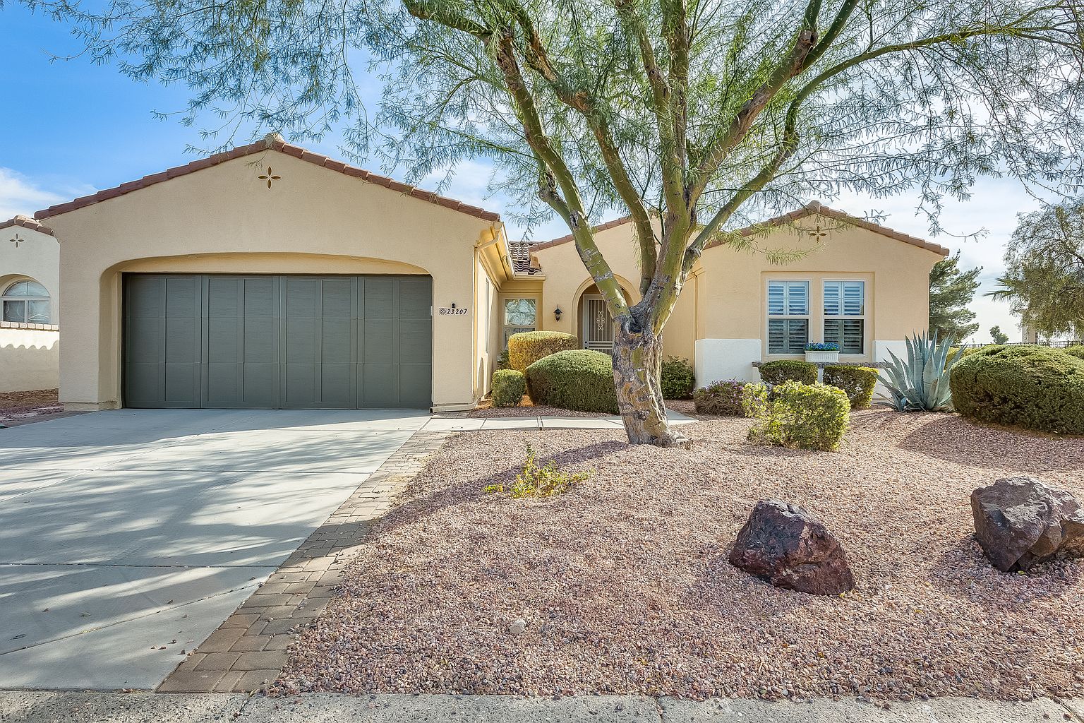 23207 N Hank Raymond Dr photo 2