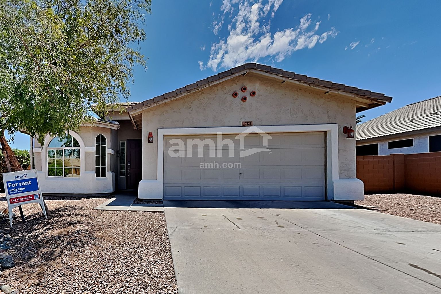 7225 S 73rd Dr Phoenix, AZ 85339 photo 2