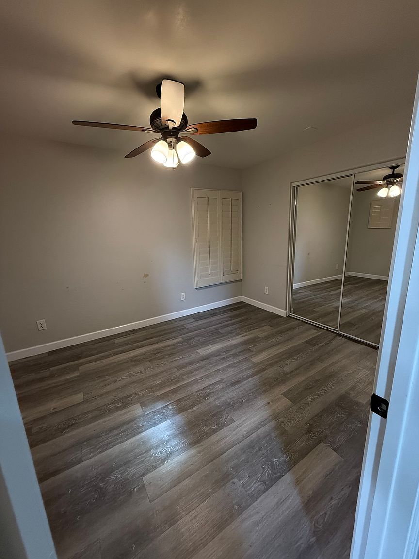 5714 S 21st Ter photo 2