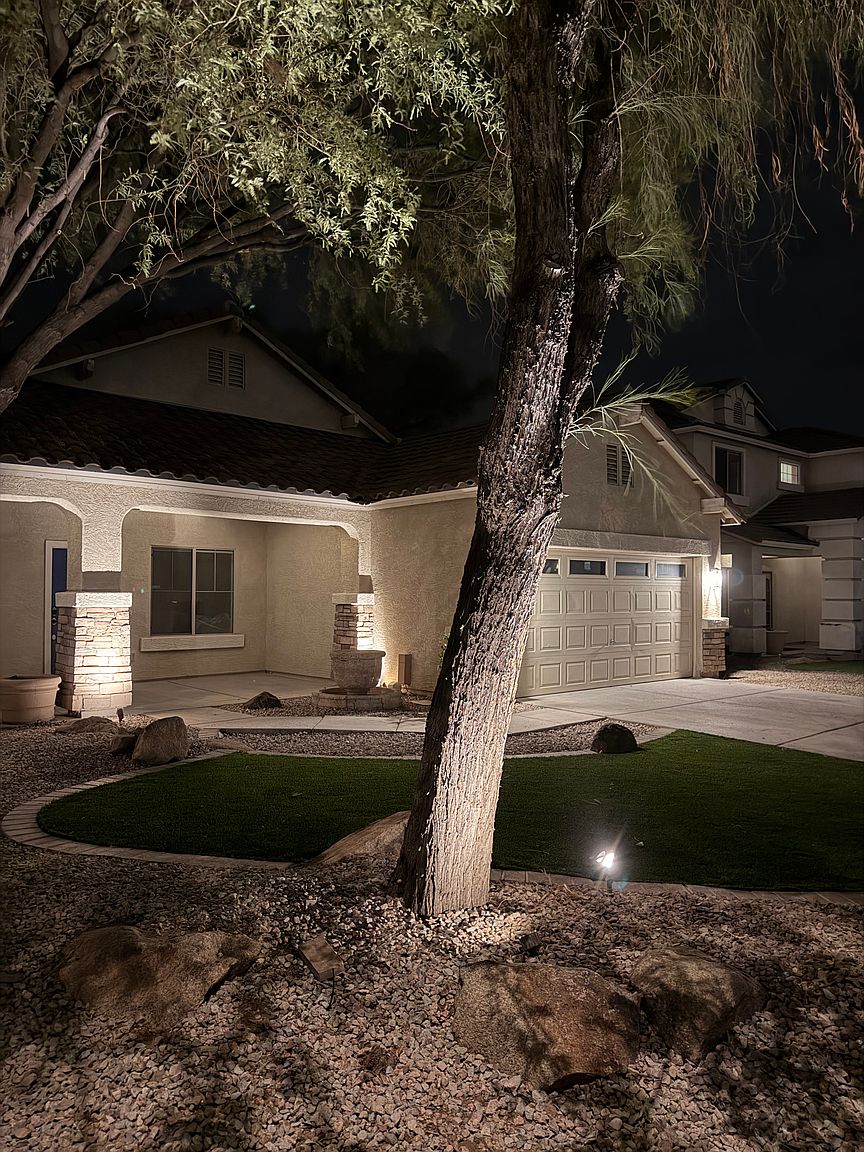 7037 W Sophie Ln photo 3