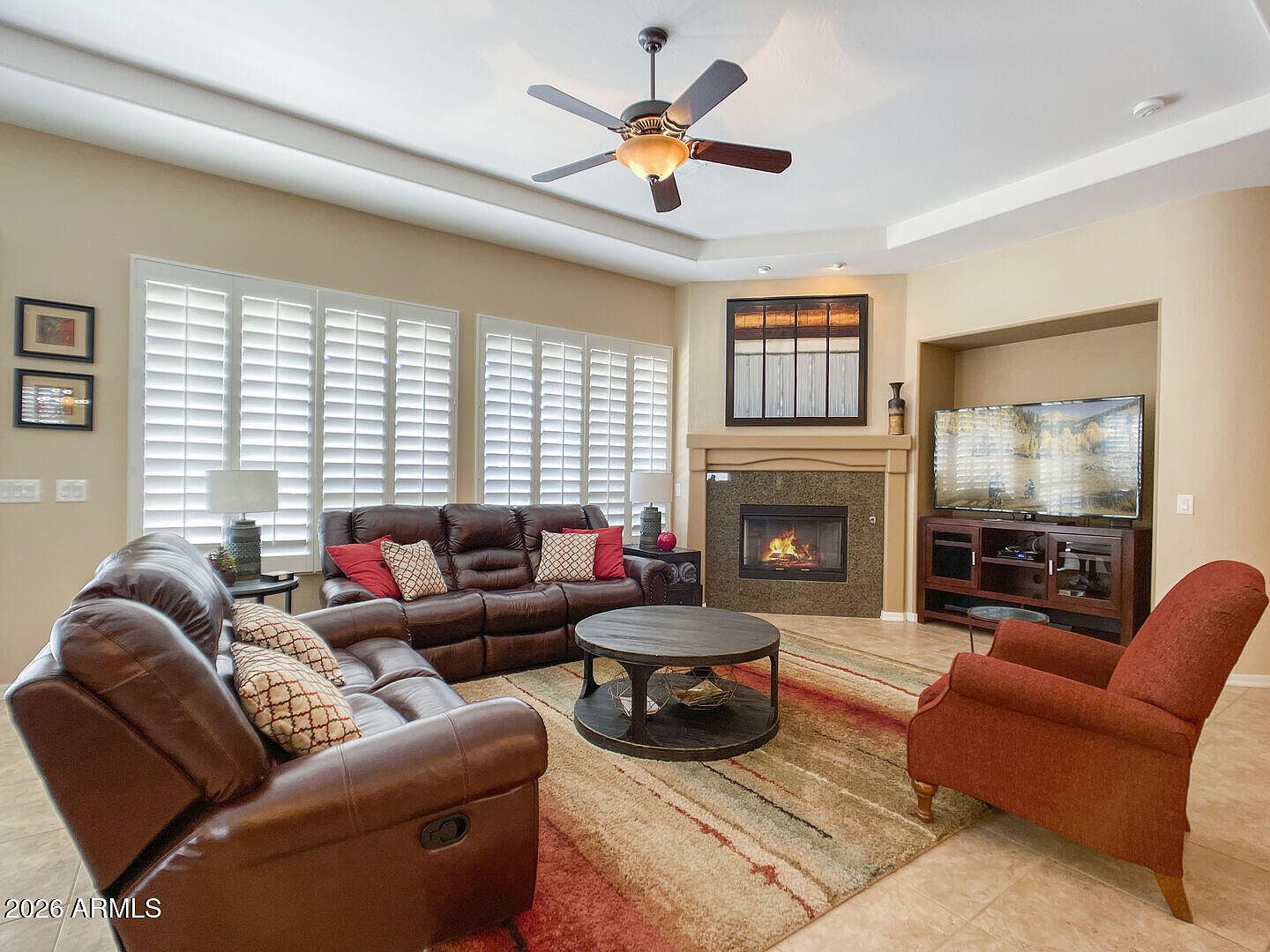 4279 E Sourwood Dr photo 2