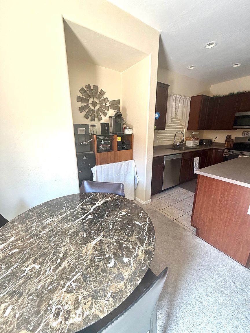 14169 W Country Gables Dr photo 2