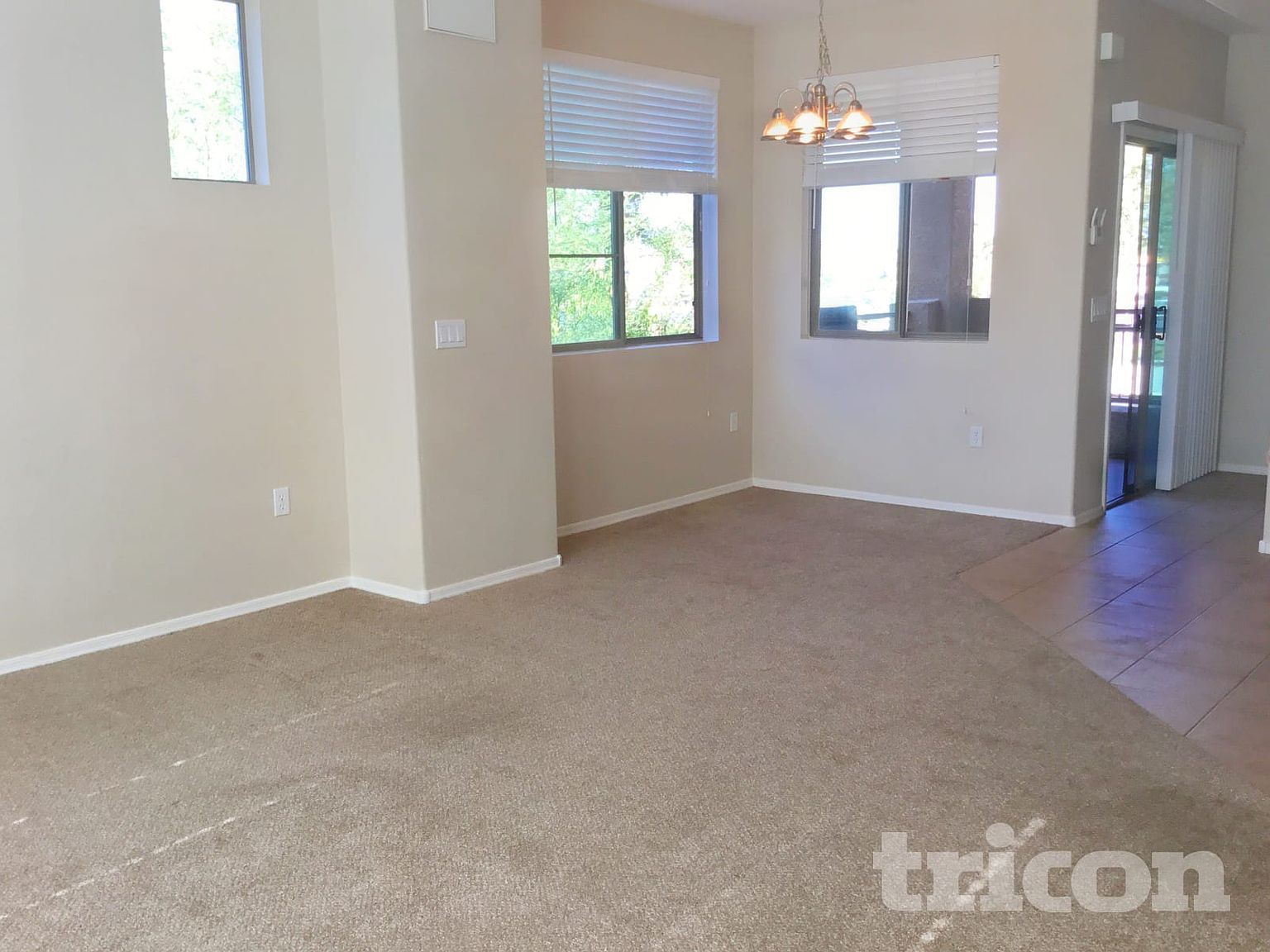 3250 W Greenway Rd Phoenix, AZ 85053 photo 4