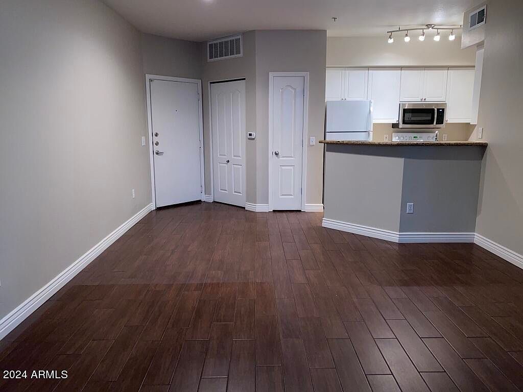 1701 E Colter St Phoenix, AZ 85016 photo 4