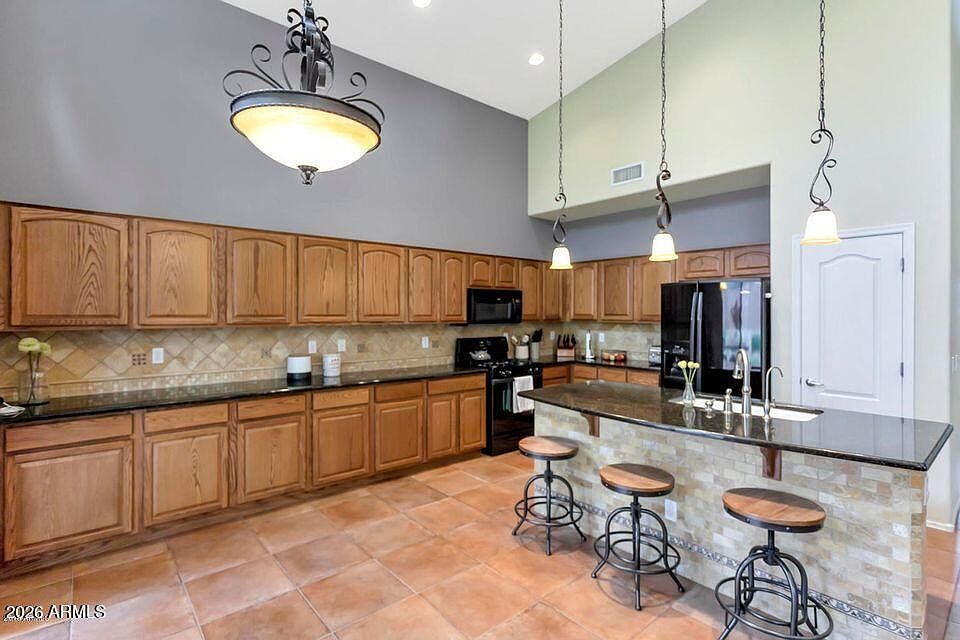 2244 W Spur Dr Phoenix, AZ 85085 photo 3