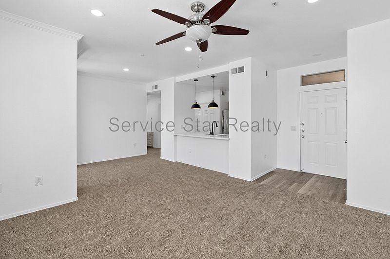 20100 N 78th Pl photo 3