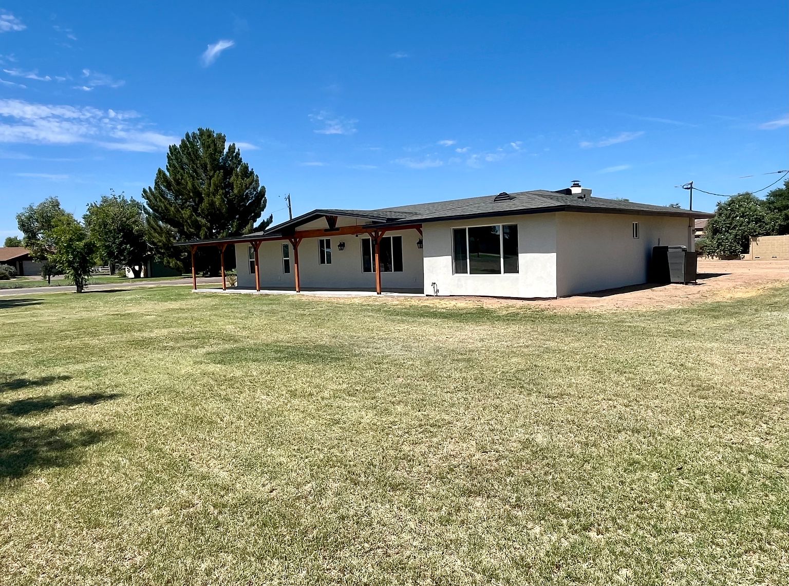 2116 E Wyatt Way photo 3