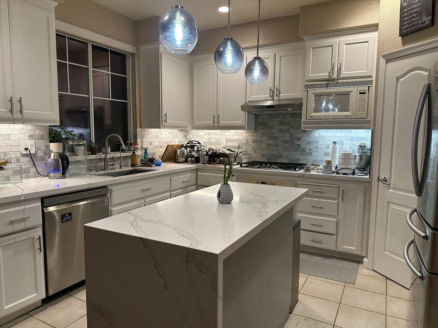 1512 Craiglee Way photo 3