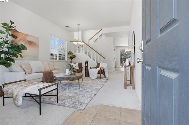 5217 Rainwood Way photo 3