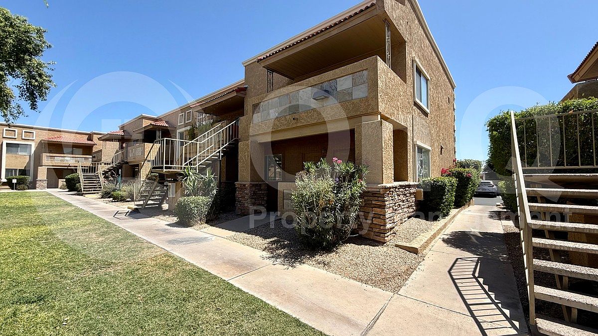 303 N Miller Rd Scottsdale, AZ 85257 photo 4