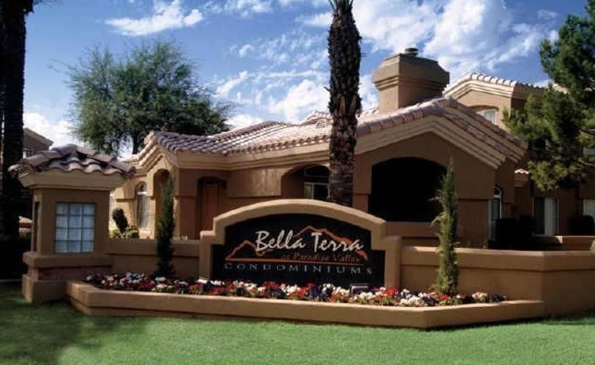 Bella Terra Condominiums photo 3