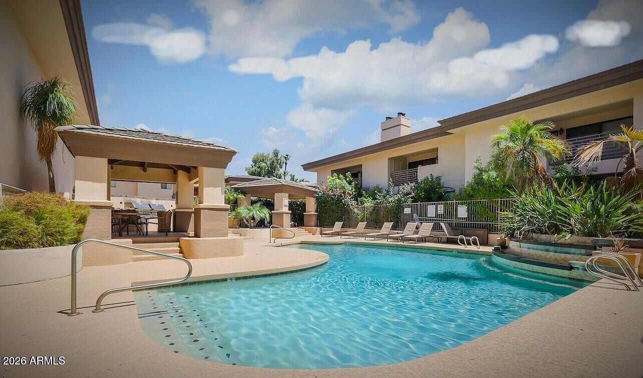 3235 E Camelback Rd Phoenix, AZ 85018 photo 3