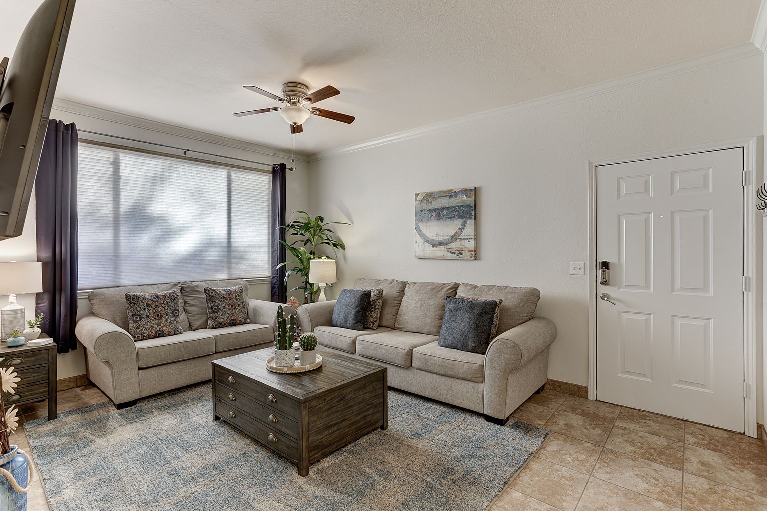 7009 E Acoma Dr photo 4