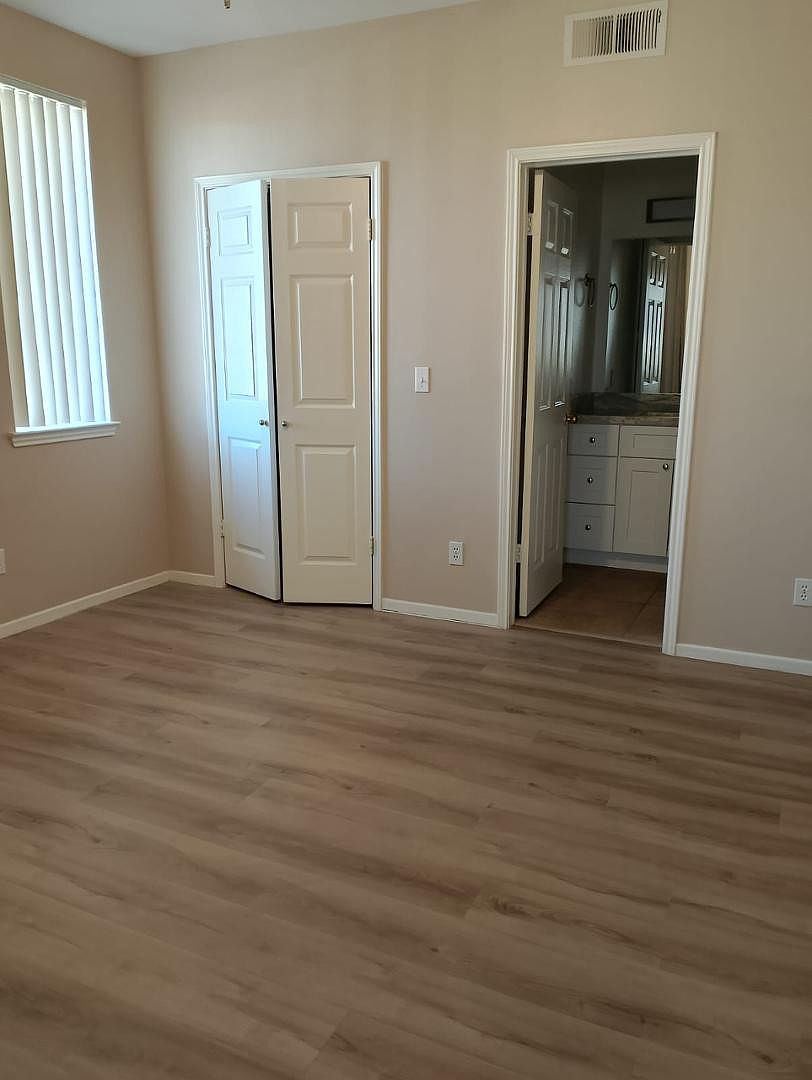 7009 E Acoma Dr photo 2