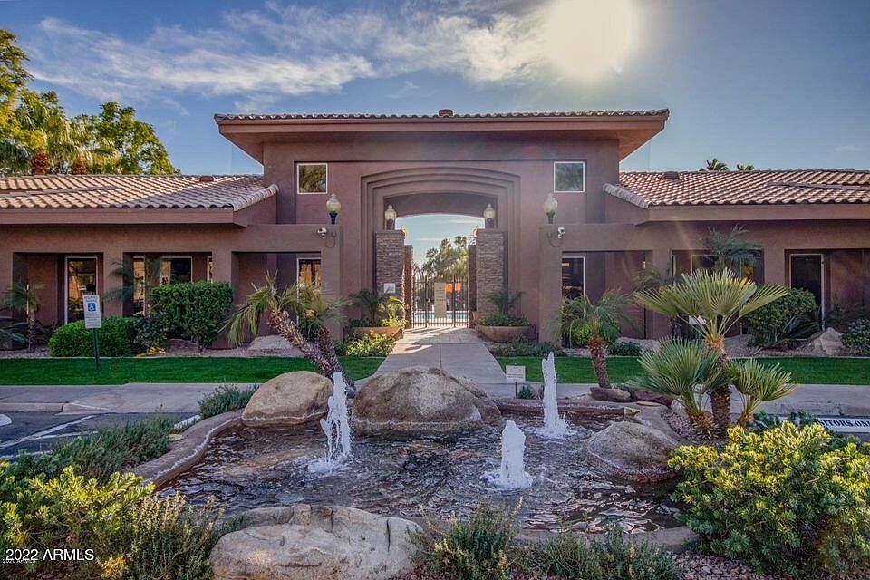 7009 E Acoma Dr