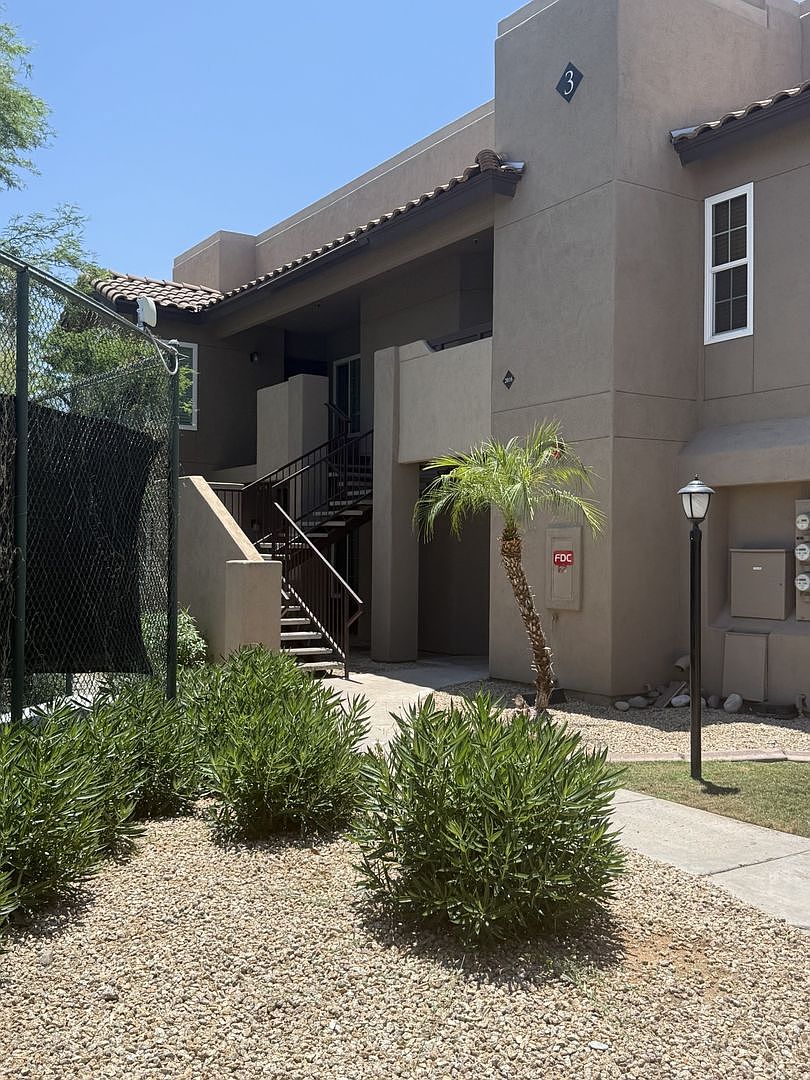 9451 E Becker Ln Scottsdale, AZ 85260 photo 3