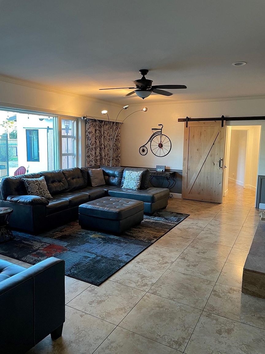 275 W San Marcos Dr photo 5