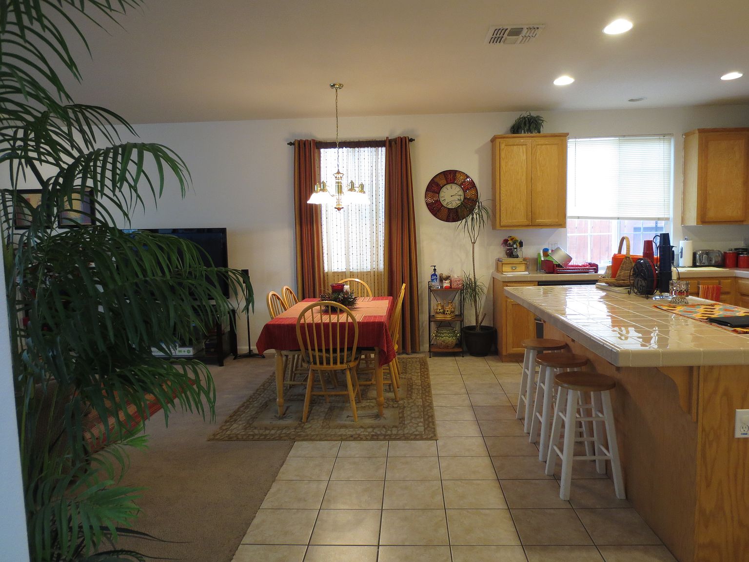 2302 Tennis Ln photo 4