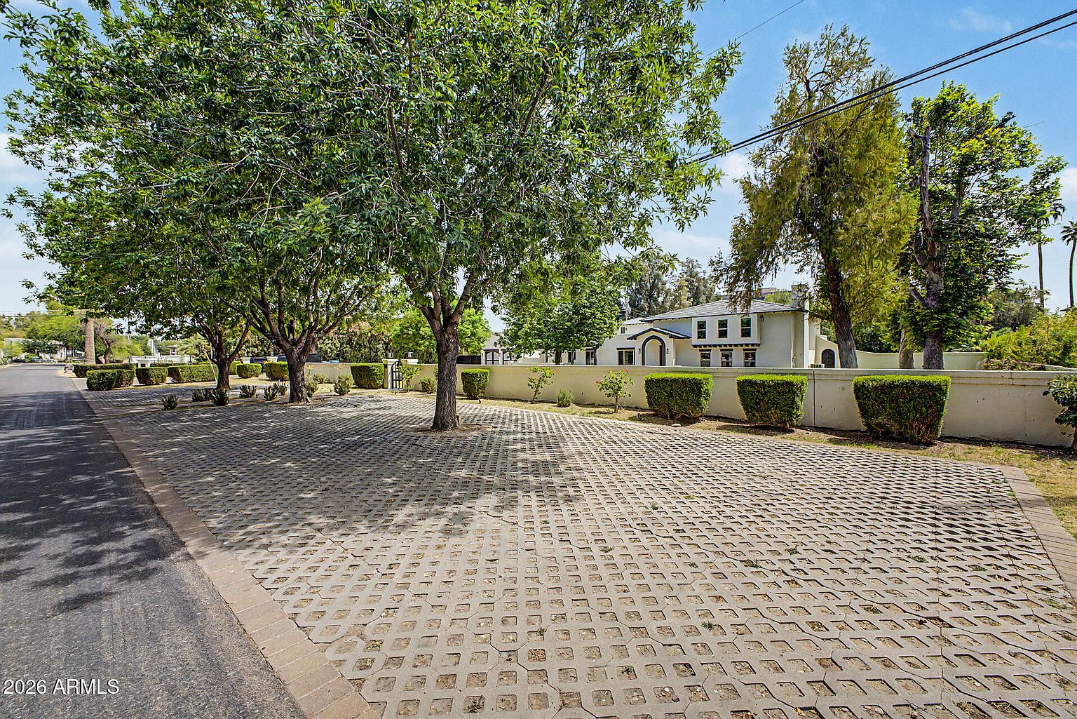 2311 E Colter St Phoenix, AZ 85016 photo 2