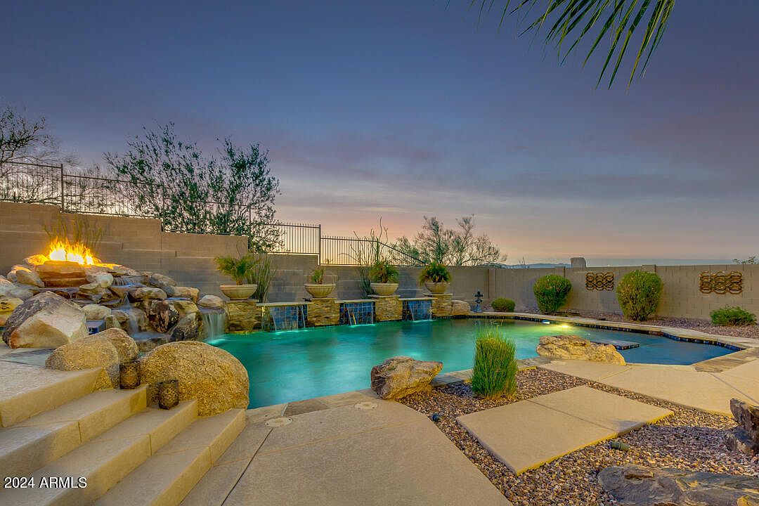 3749 W Whitehawk Ct Phoenix, AZ 85086 photo 5