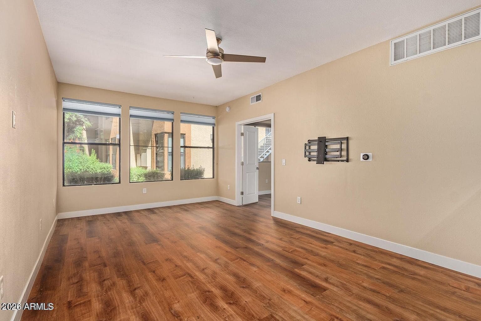 6900 E Princess Dr photo 4