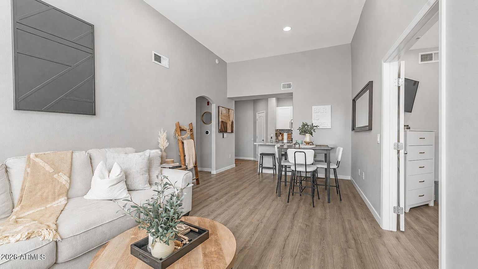 6900 E Princess Dr photo 2