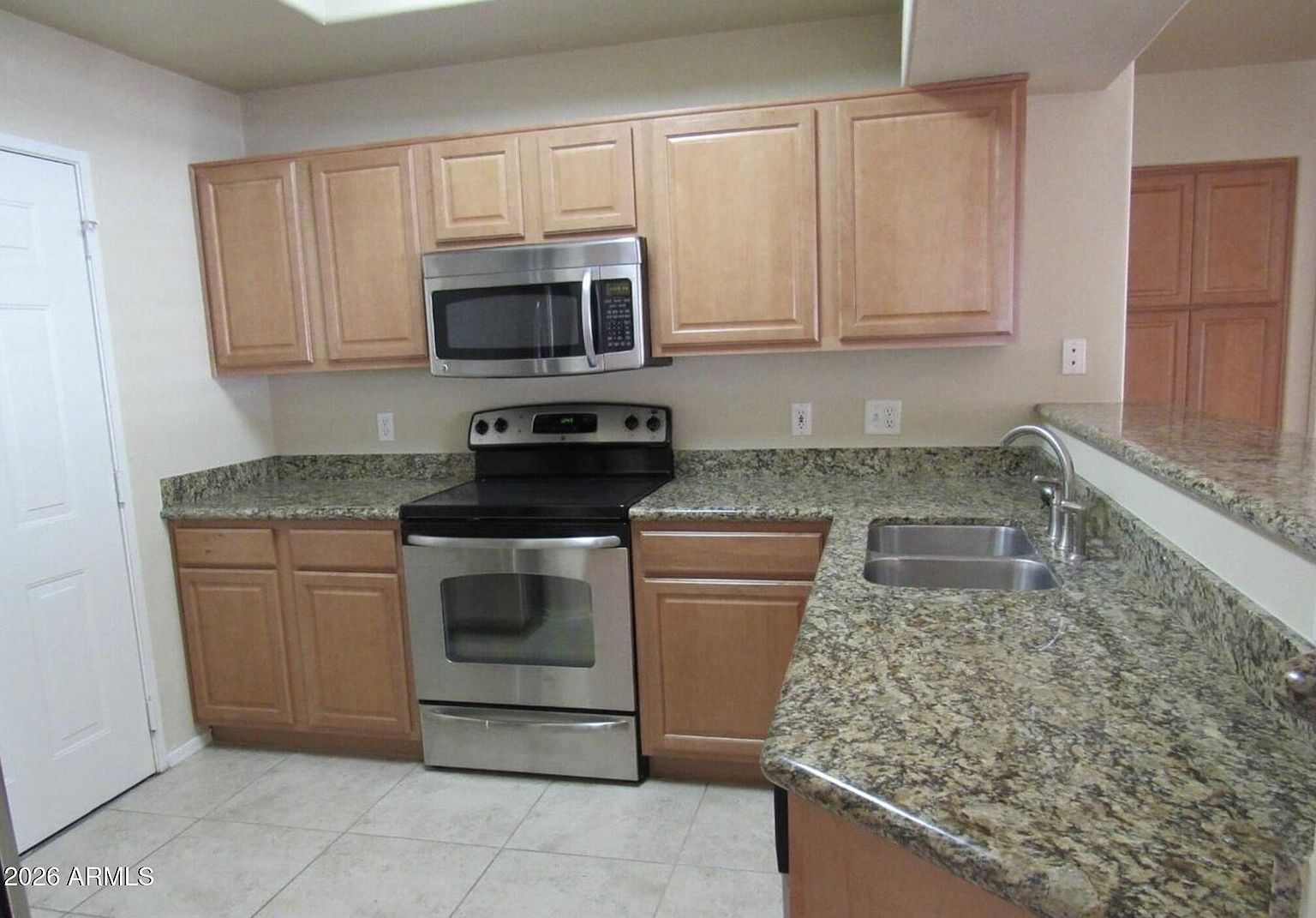 600 W Grove Pkwy photo 4