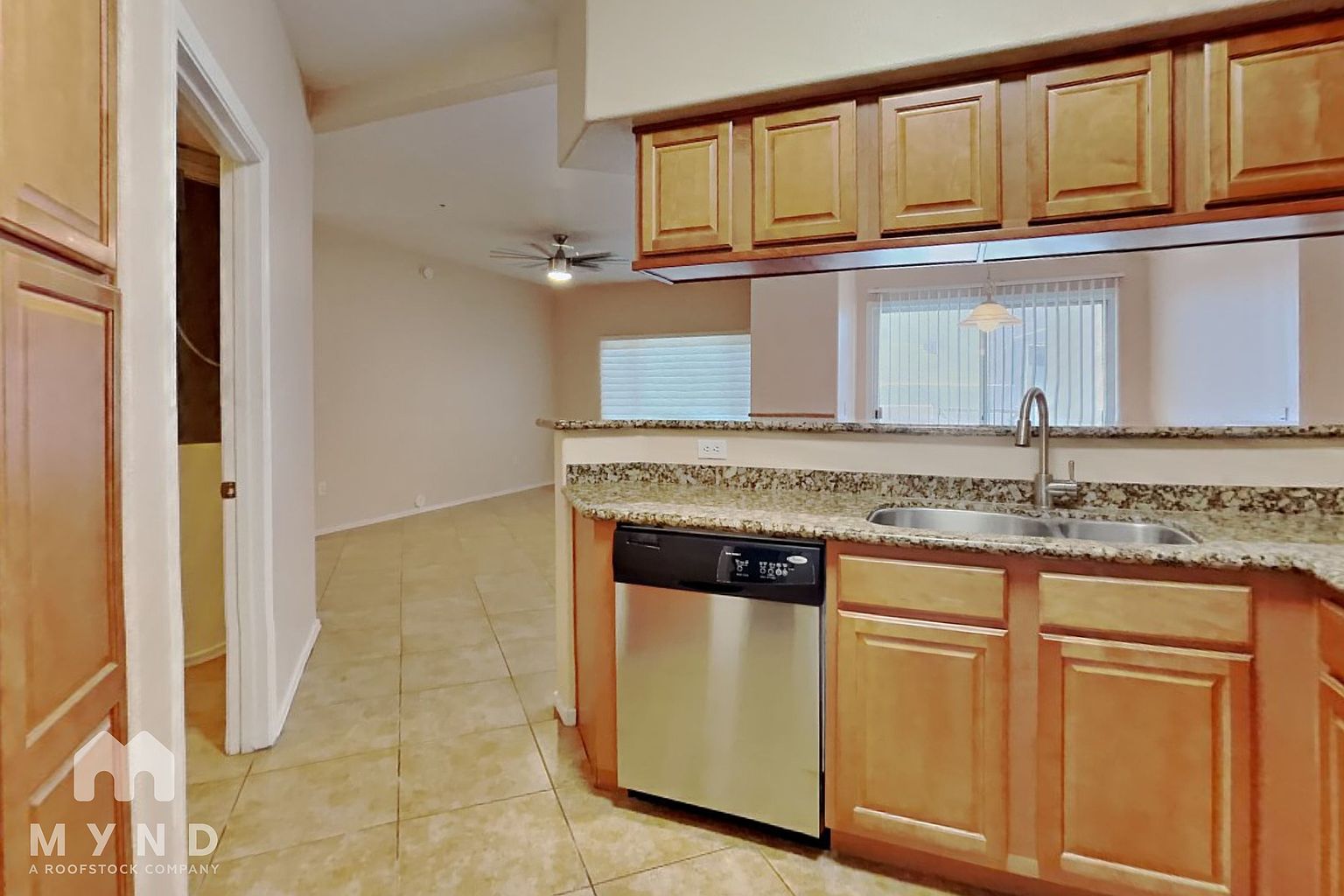 600 W Grove Pkwy Apt 1145 photo 4