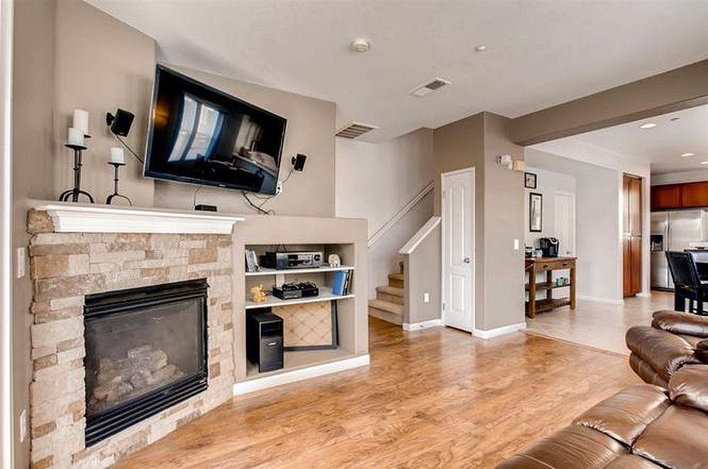 2708 Black Gum Ct photo 2