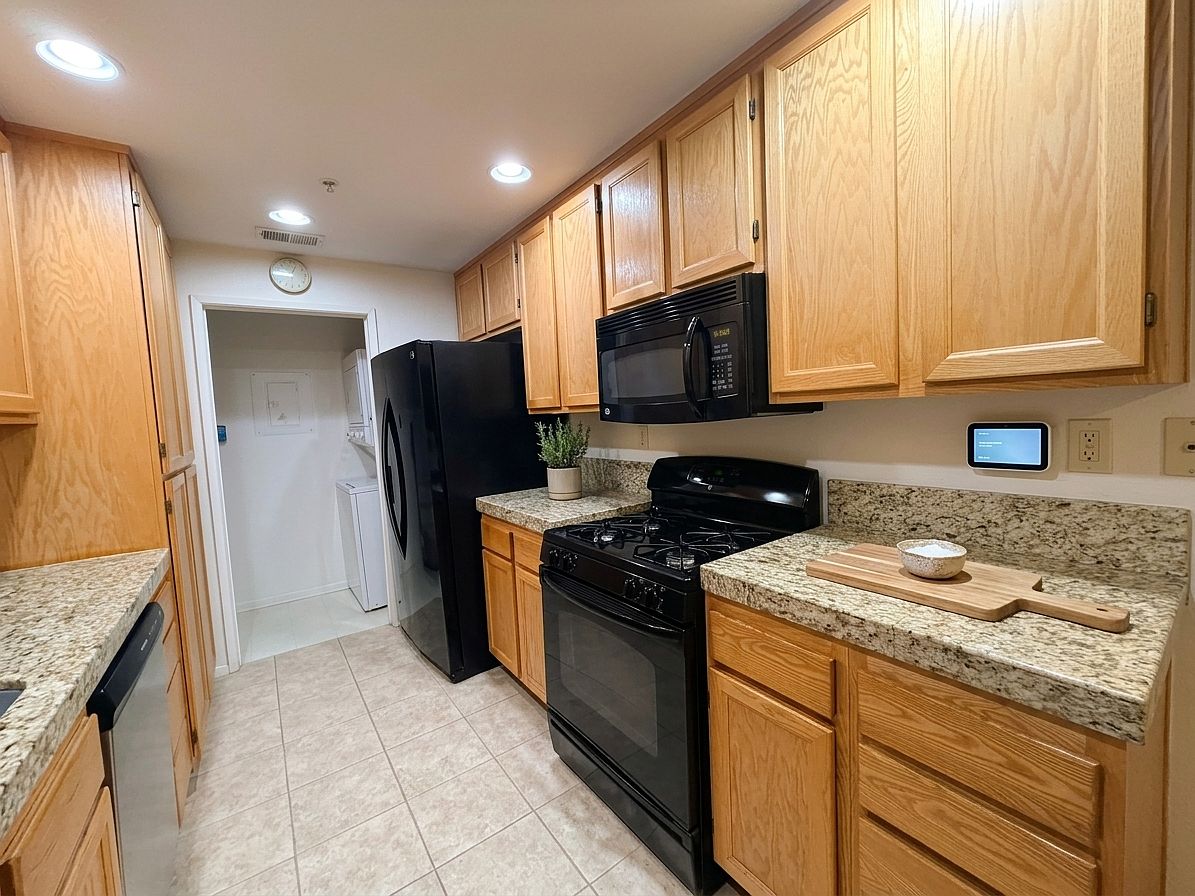 1854 Marielle Pl photo 5