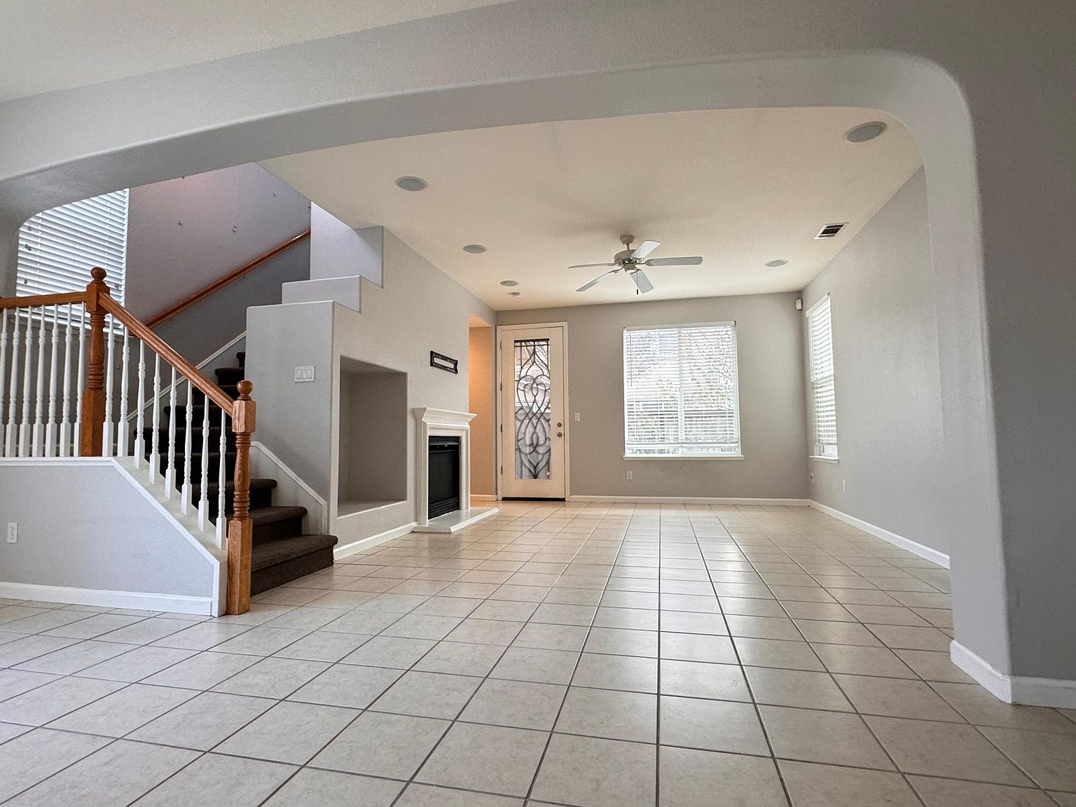 2451 Hanson Dr photo 5